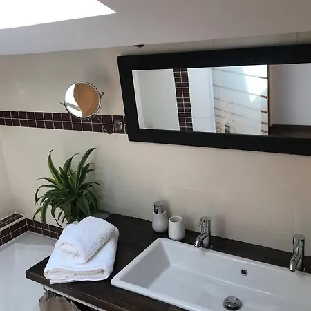 Apartment Coeur De Goudargues! 3 Ch, 3 Sdb, Exterieur, Clim Goudargues