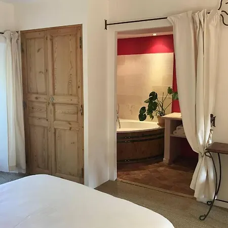 Apartment Coeur De Goudargues! 3 Ch, 3 Sdb, Exterieur, Clim Goudargues