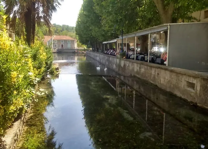 Appartement Coeur De Goudargues! 3 Ch, 3 Sdb, Extérieur, Clim Goudargues