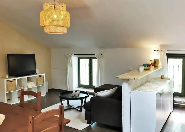 Coeur De Goudargues! 3 Ch, 3 Sdb, Extérieur, Clim Appartement Goudargues