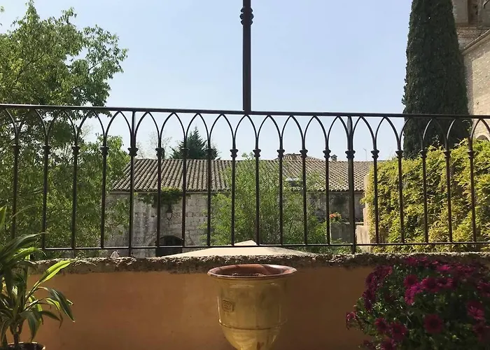 Appartement Coeur De Goudargues! 3 Ch, 3 Sdb, Exterieur, Clim